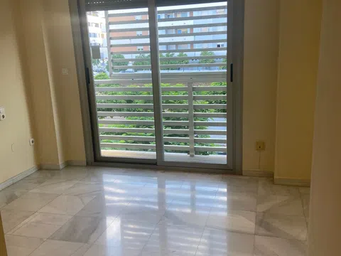 Piso en calle Rafael de la Hoz Arderius, 4 - Foto 2