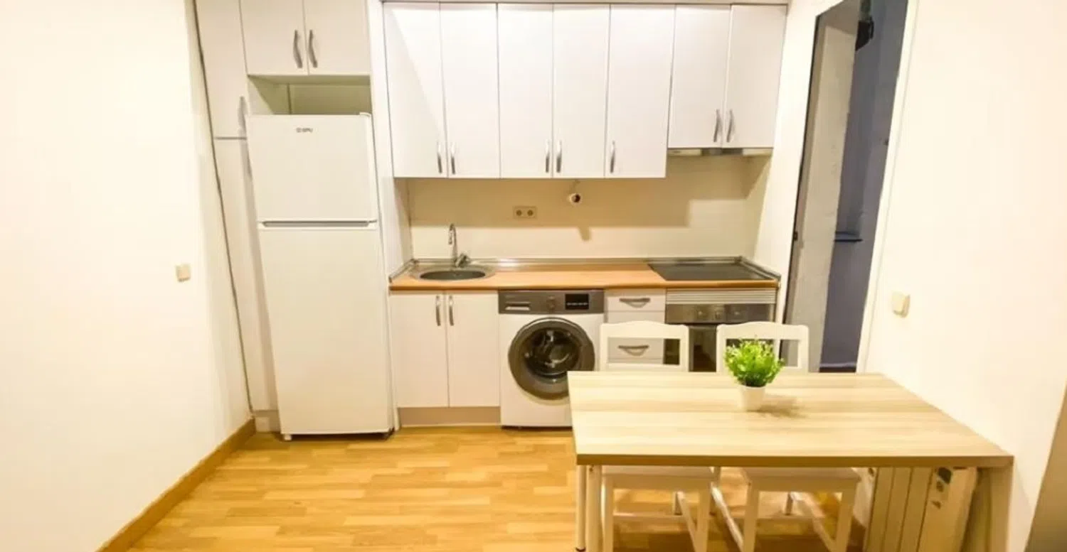 Piso en Pl. Enrique García-Herrera, 7 - Foto 2