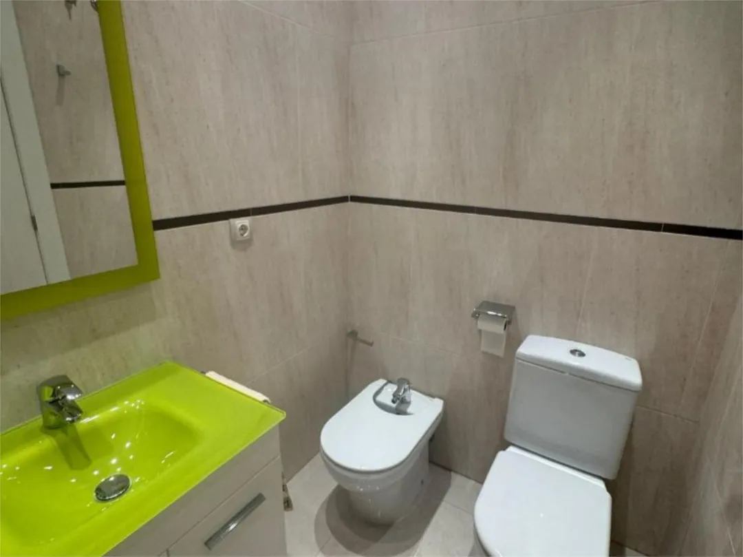 Piso en  Calle Derramador 10 - Foto 16