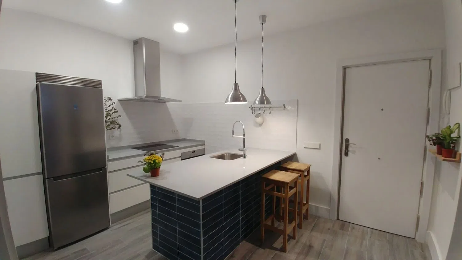 Piso en calle del Mesón de Paredes, 64 - Foto 1