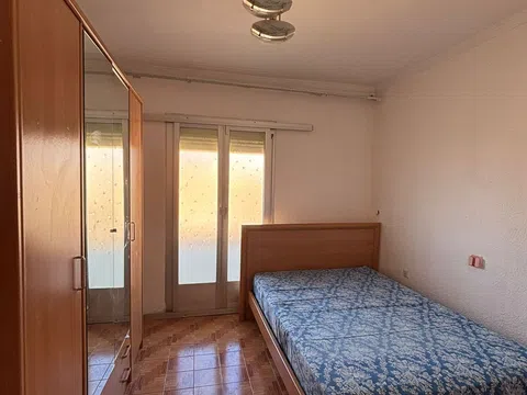 Piso en plaza de Oran, 10