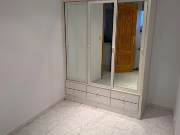 Piso en  Calle de Sierra Elvira 18 - Foto 6