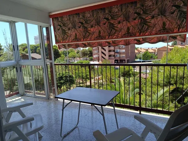 Piso en calle Trident, 14