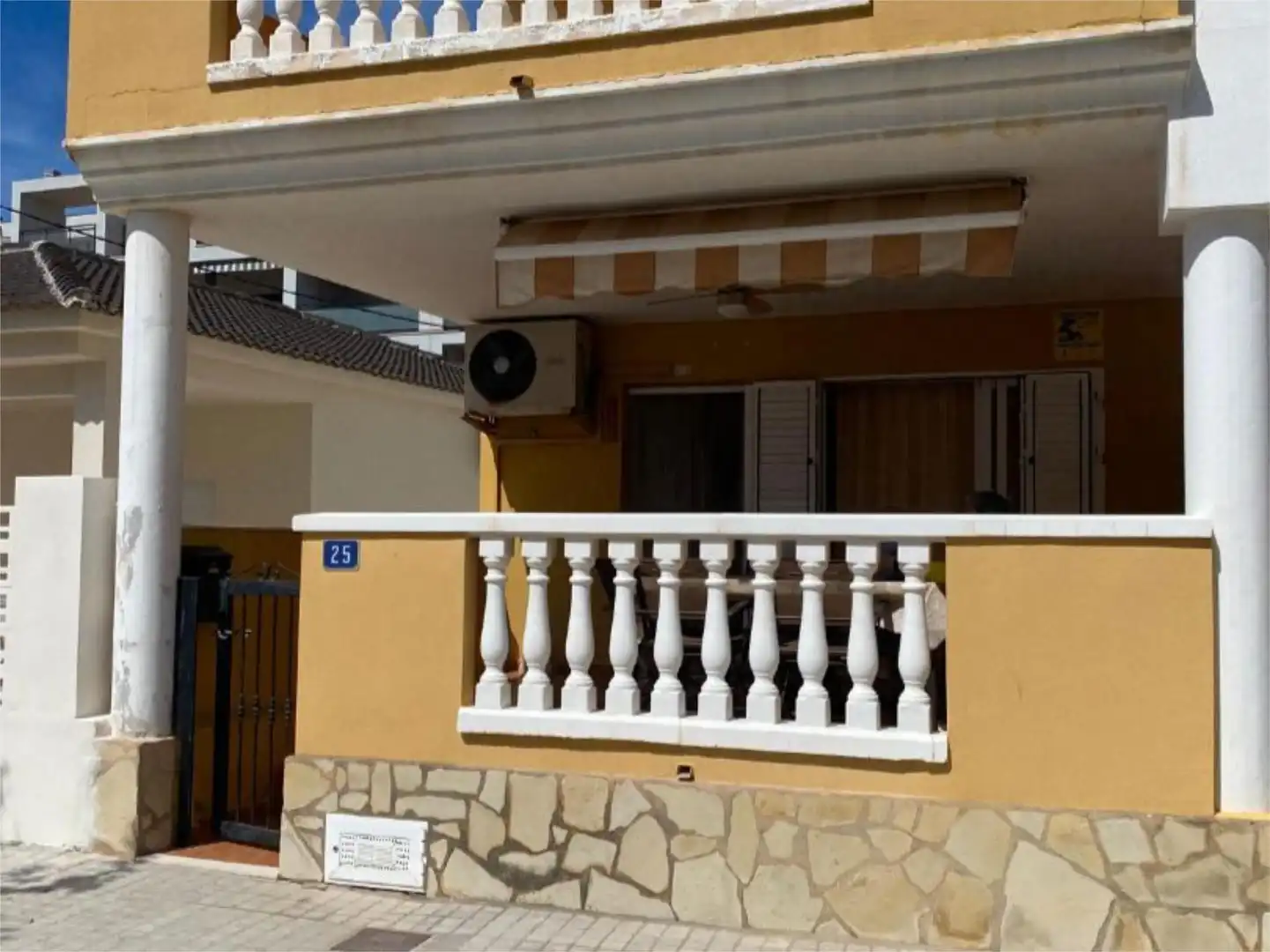 Casa adosada en  Carrer del Sastre 25A - Foto 8
