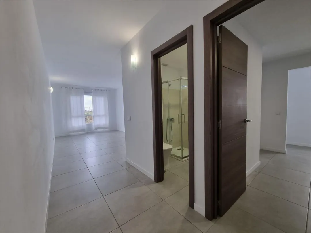 Piso en  Calle Julián Gayarre 4 - Foto 3