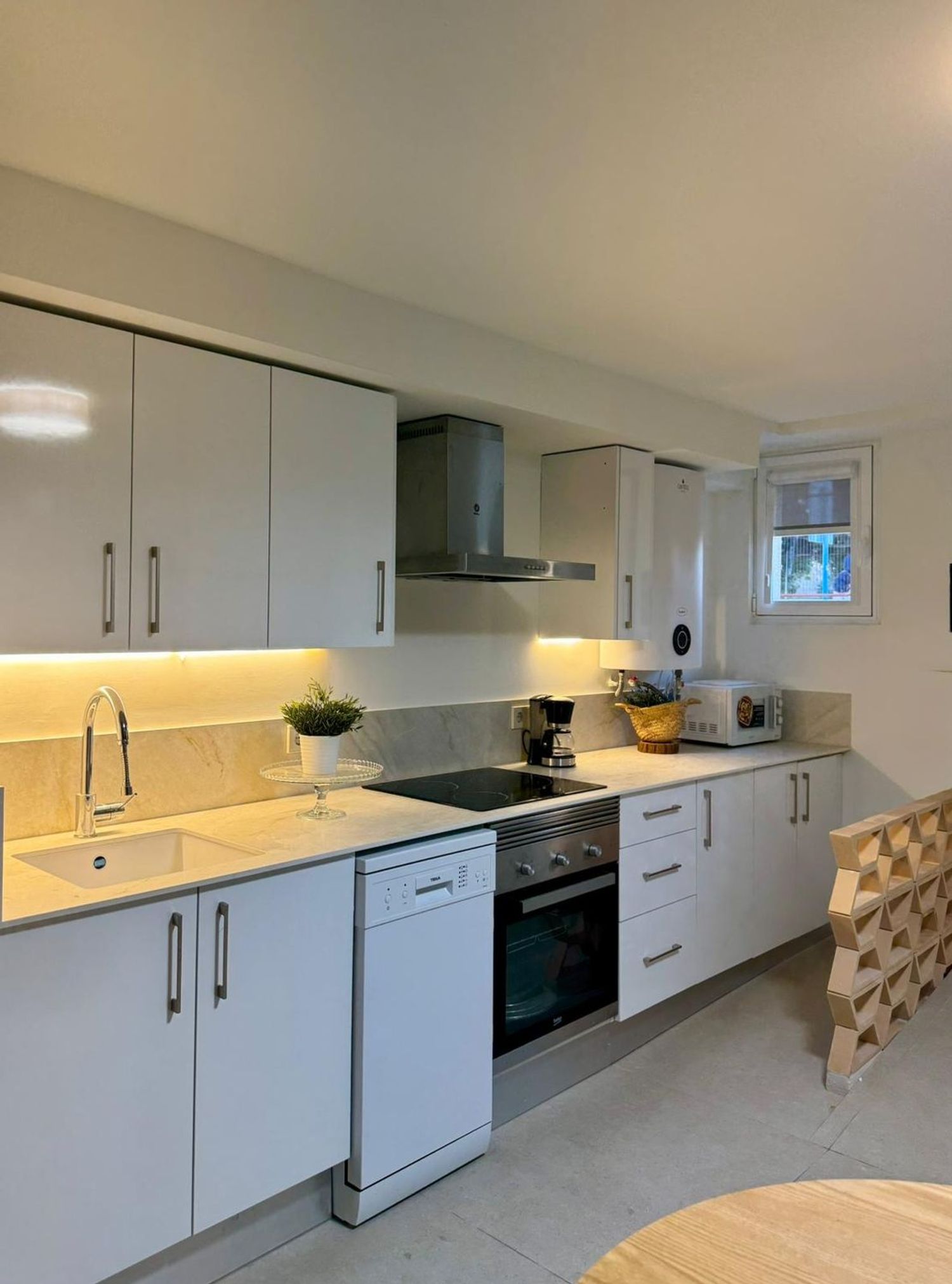 Estudio en avenida Goleta, 25