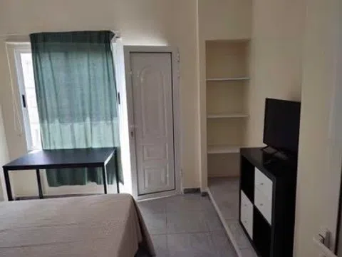 Estudio en calle Ramón y Cajal, 10