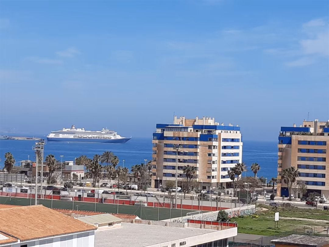 Piso en  Calle Manuel Altolaguirre 36