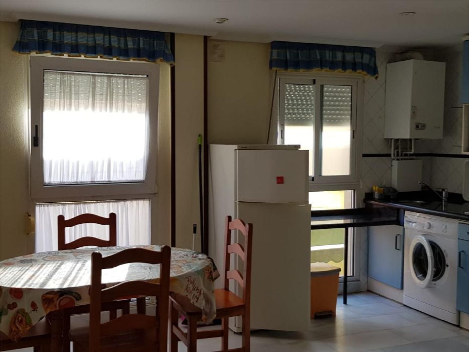 Piso en  Calle la Braña 9 - Foto 2