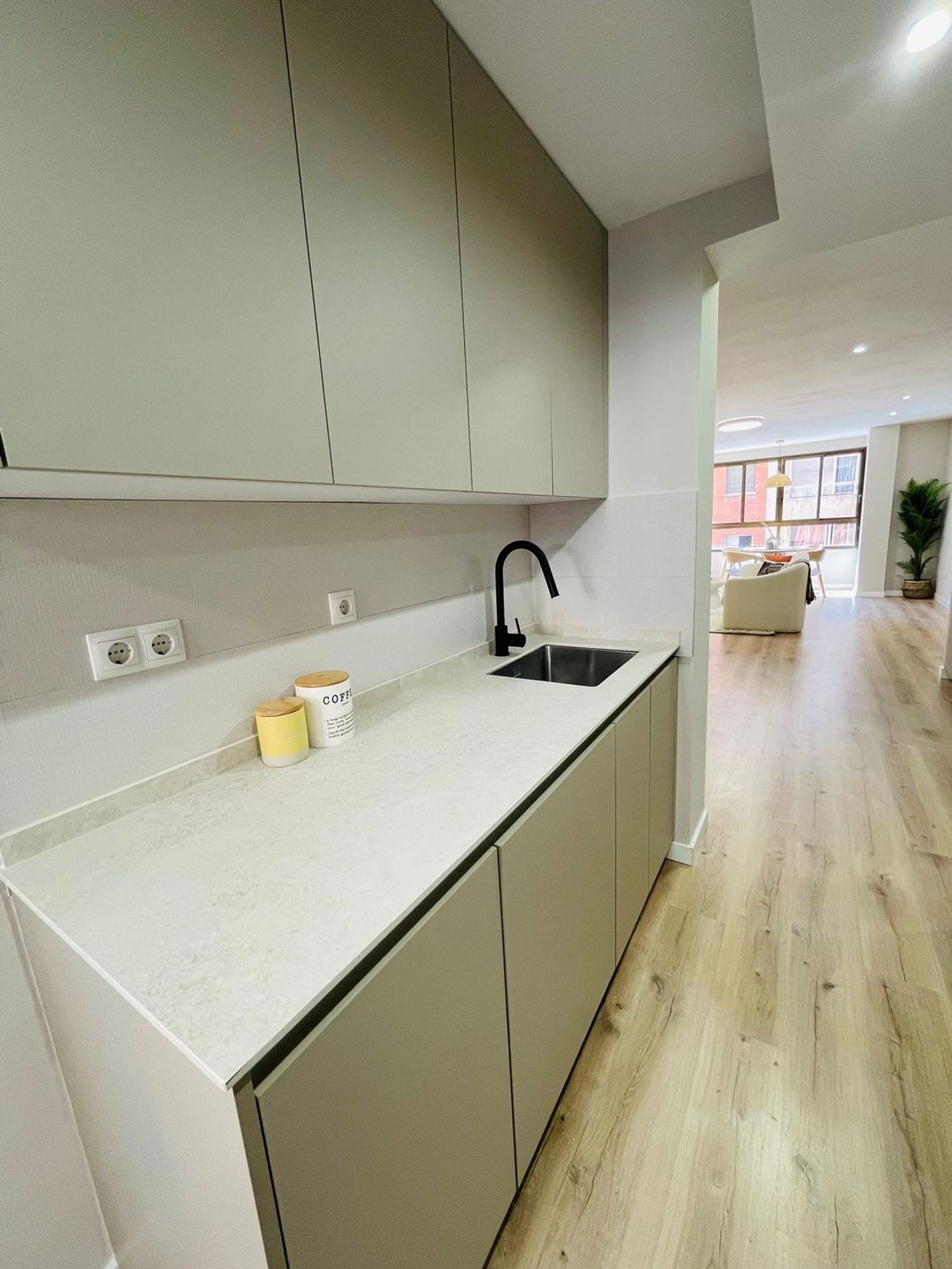 Piso en calle de Pintor Stolz, 48 - Foto 6