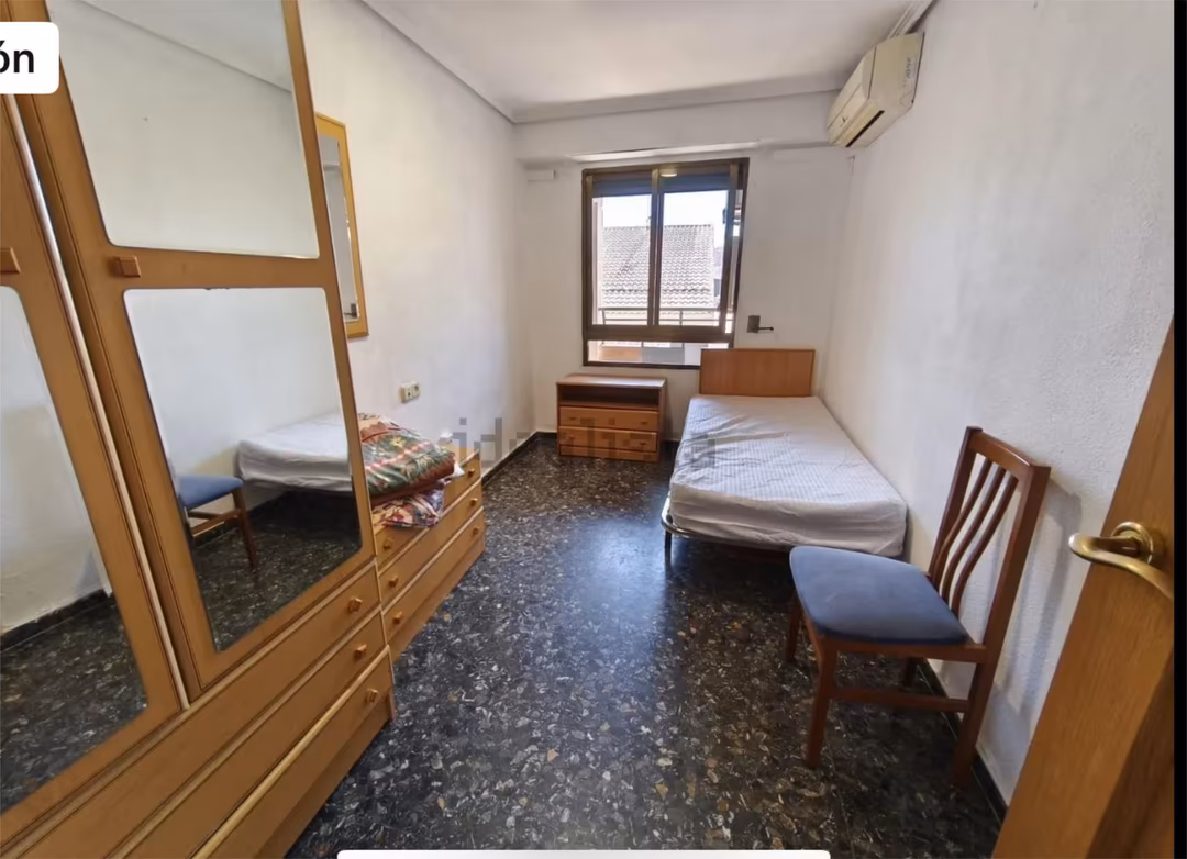 Piso en  Carrer de Francesc Martínez 5 - Foto 5