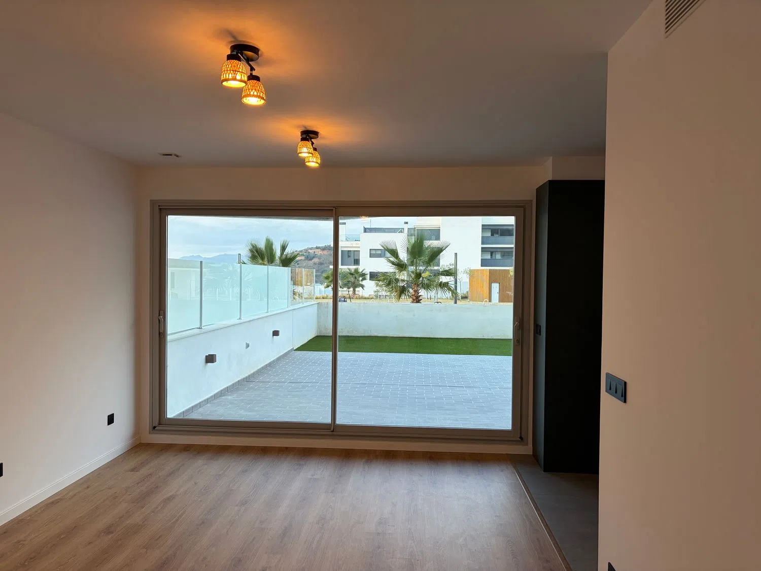 Piso en calle Profesor Jesus Marin, 6 - Foto 3