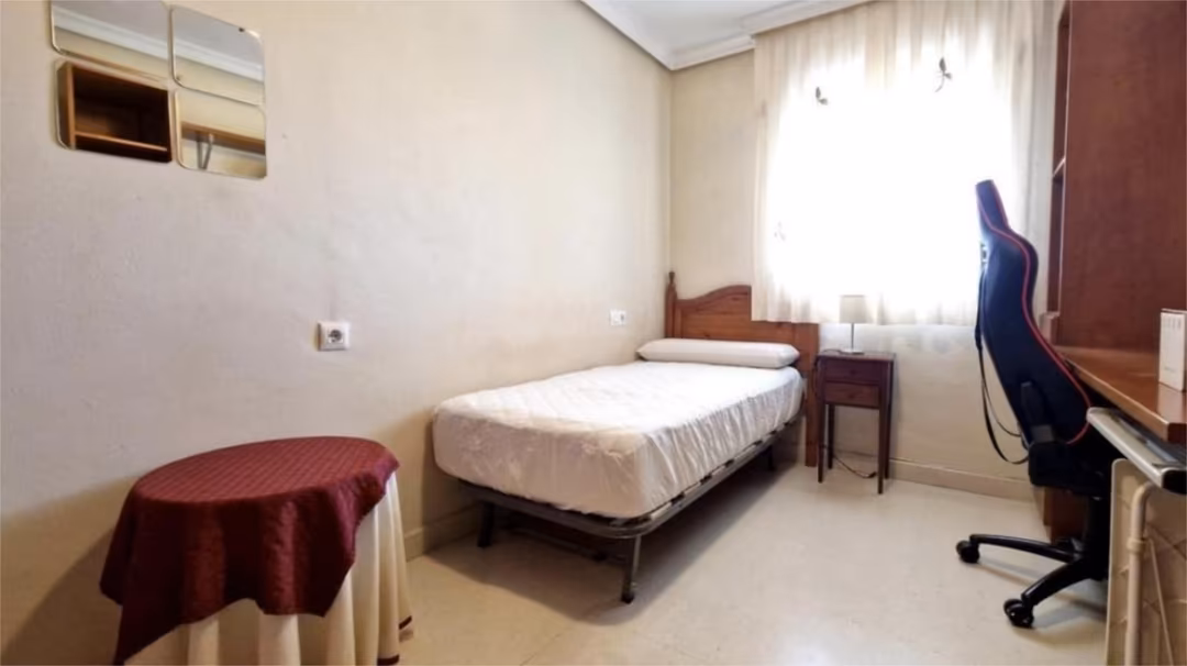 Apartamento en  Calle Poeta Aurora de Albornoz 3 - Foto 13