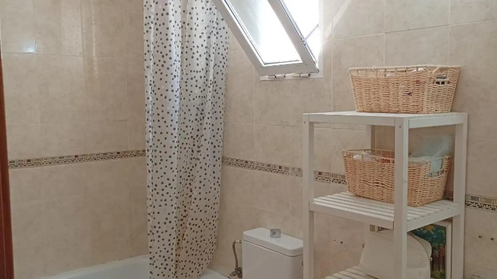 Casa adosada en  Calle Monte de Santa Pola 35 - Foto 11