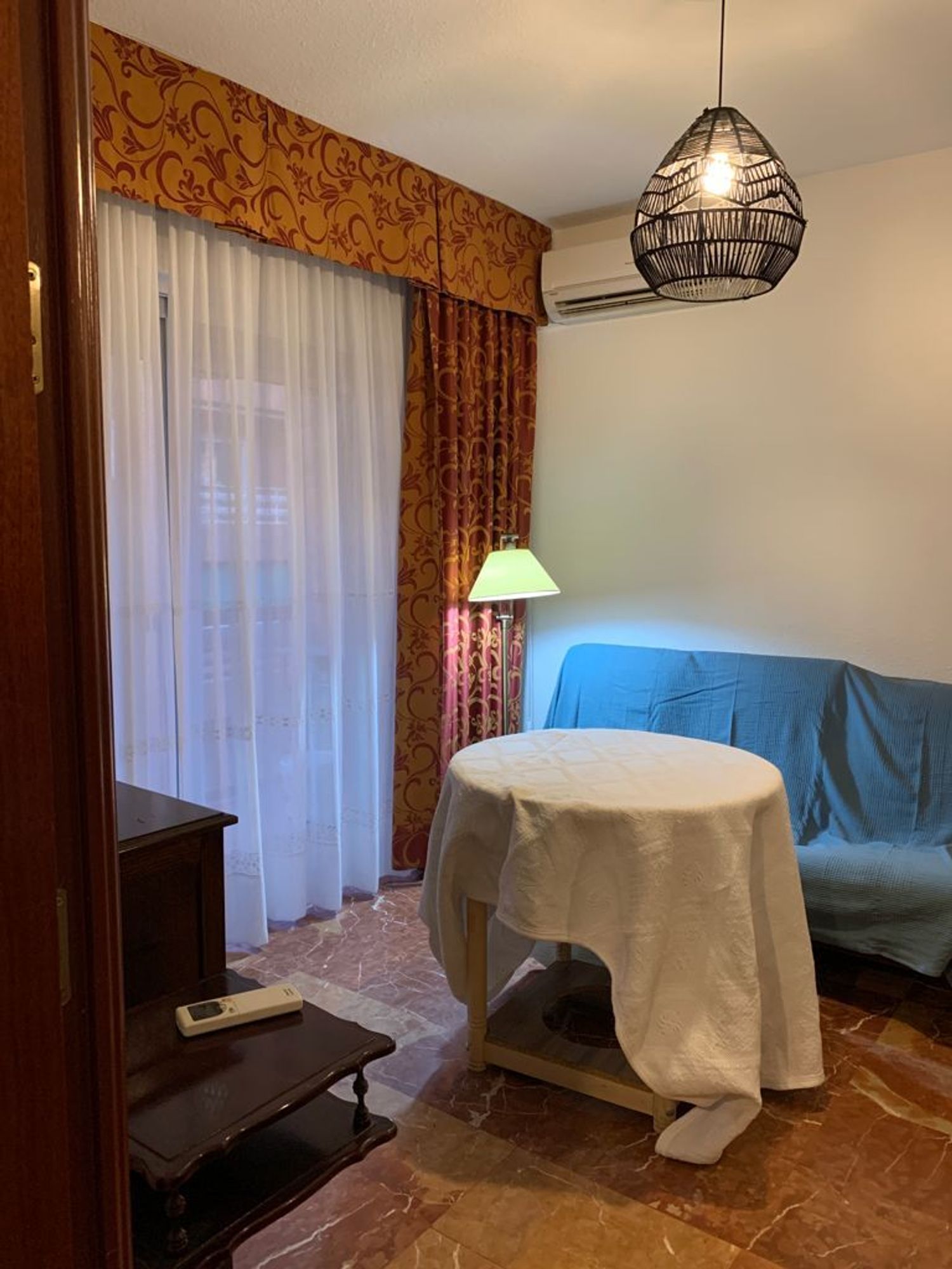 Piso en calle Santo Tomás de Villanueva, 14