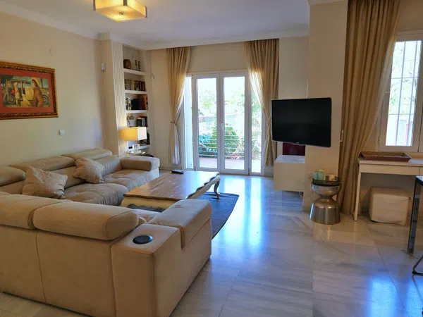 Chalet adosado en Avenida Plutarco, 43, El Consul - El Romeral - Foto 4