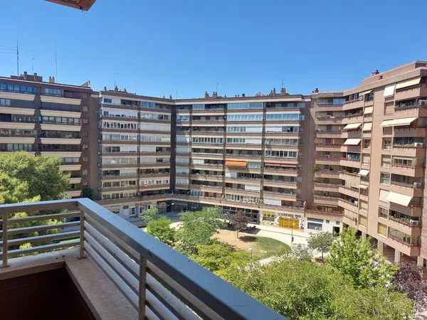 Piso en Camino de las Torres, 39, Parque Miraflores - Foto 1