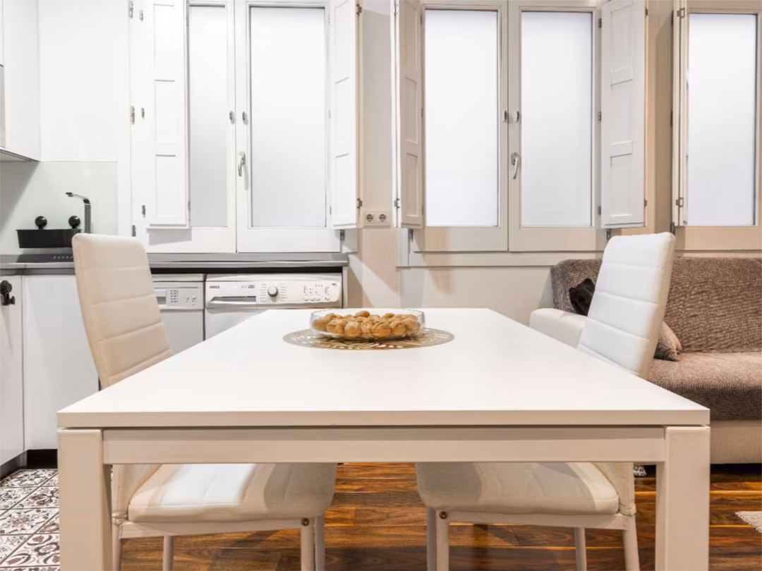 Piso en  Calle de Campomanes 10 - Foto 8