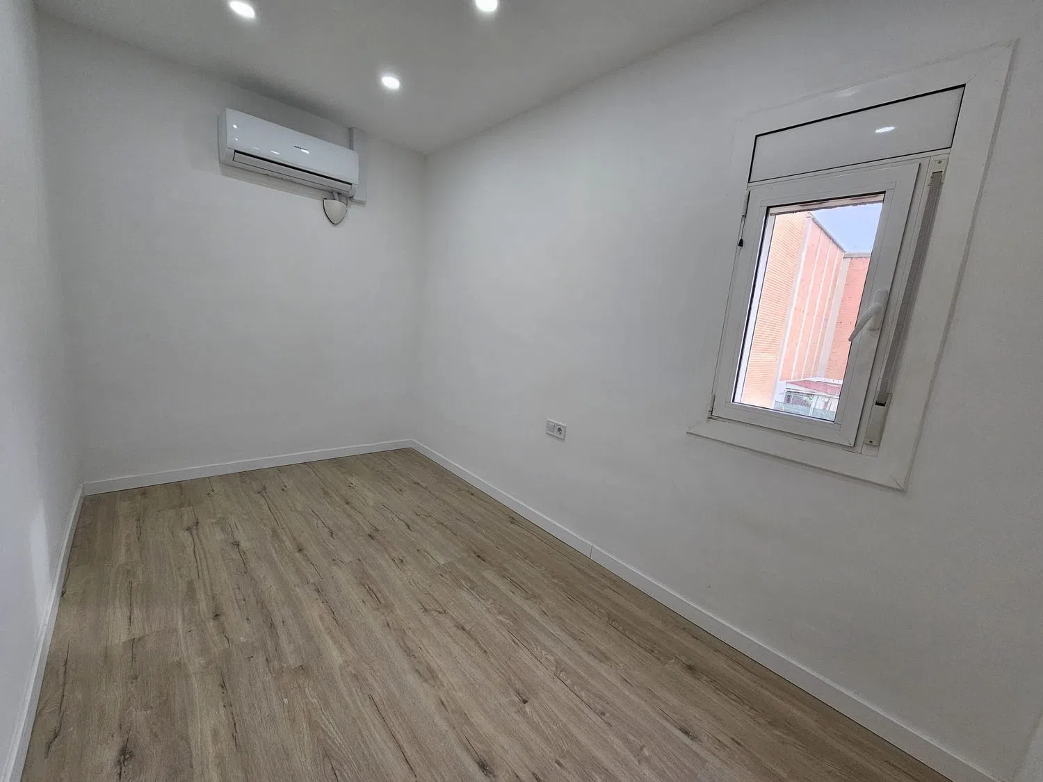 Piso en calle d'Alpens, 70 - Foto 7