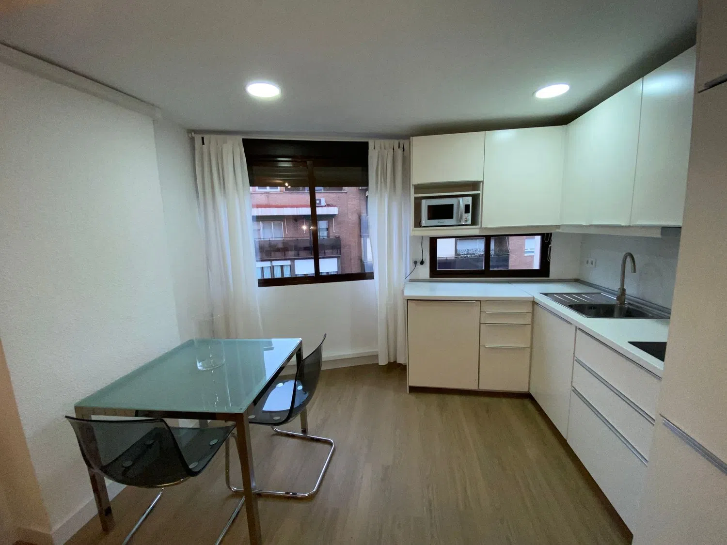 Estudio en calle de Víctor Andrés Belaunde, 3 - Foto 11