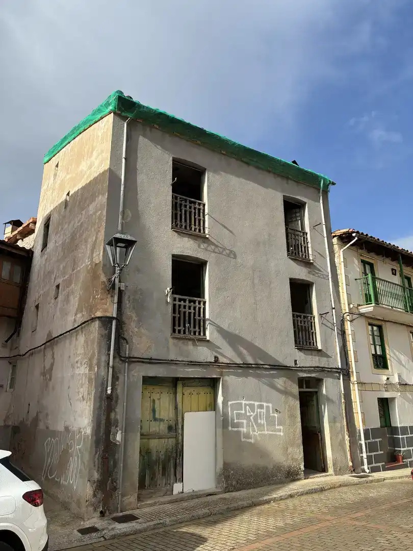 Casa adosada en  Calle del Pestiño 28 - Foto 2