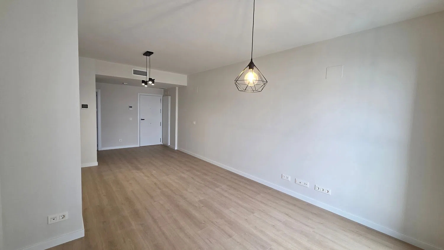 Piso en avenida de las Ciencias, 1 - Foto 1