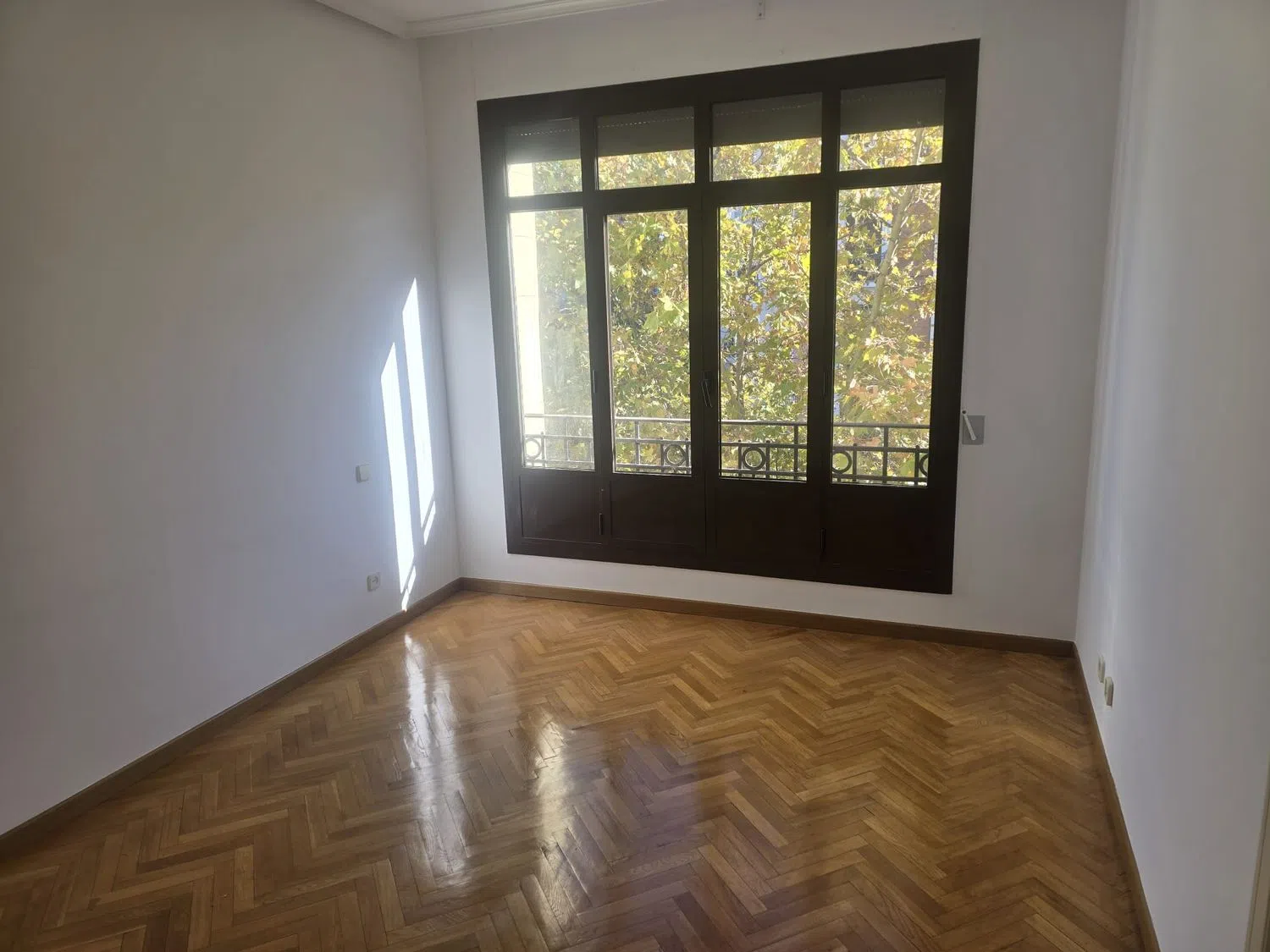 Piso en calle del Príncipe de Vergara, 45 - Foto 1