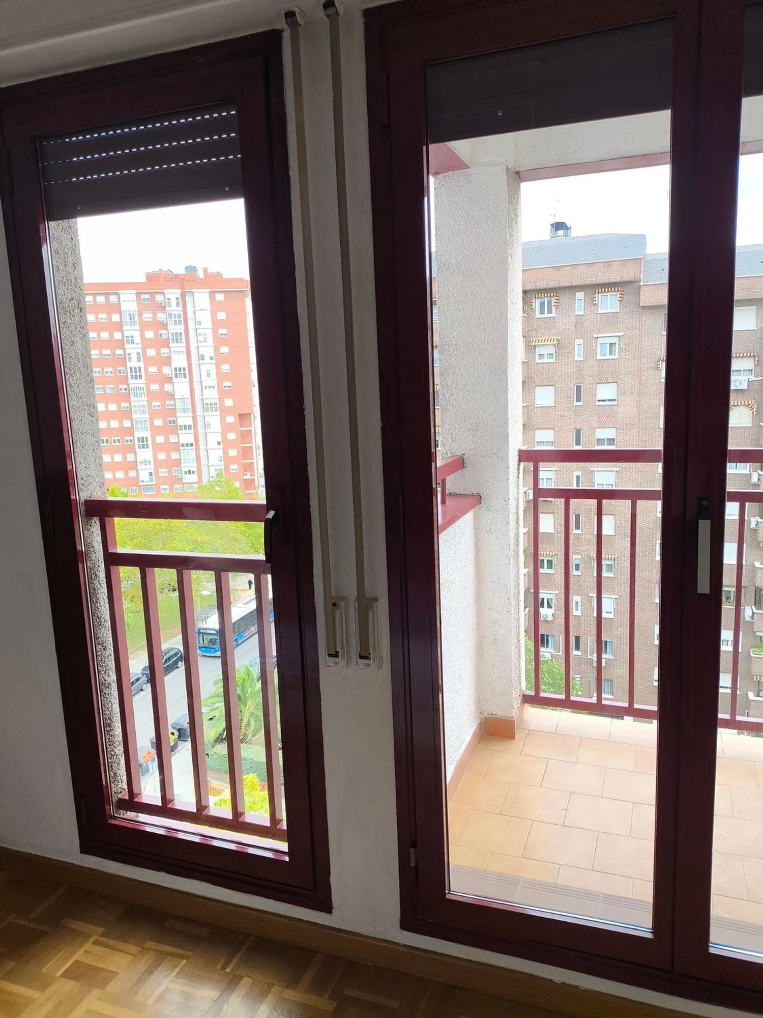 Estudio en calle de La Hiruela, 5 - Foto 1