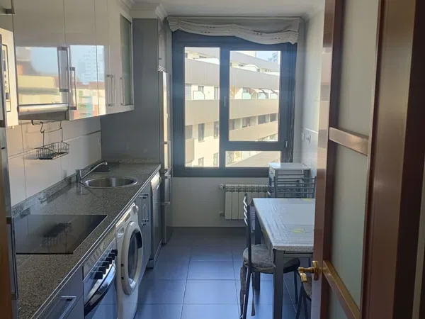 Piso en Calle Clara Campoamor, 1, HUCA-La Cadellada - Foto 3