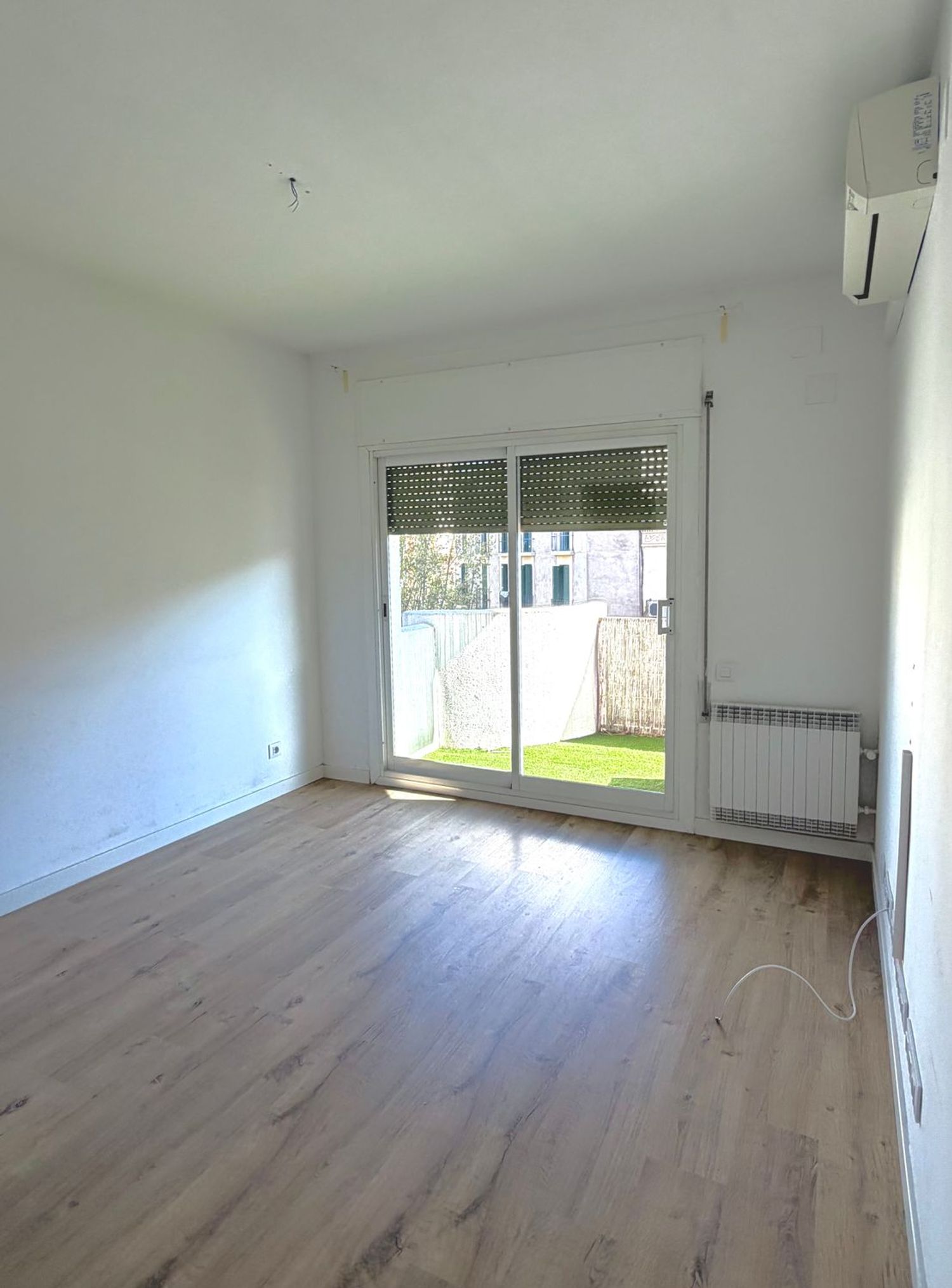 Piso en Barrio La Sagrada Família - Foto 2