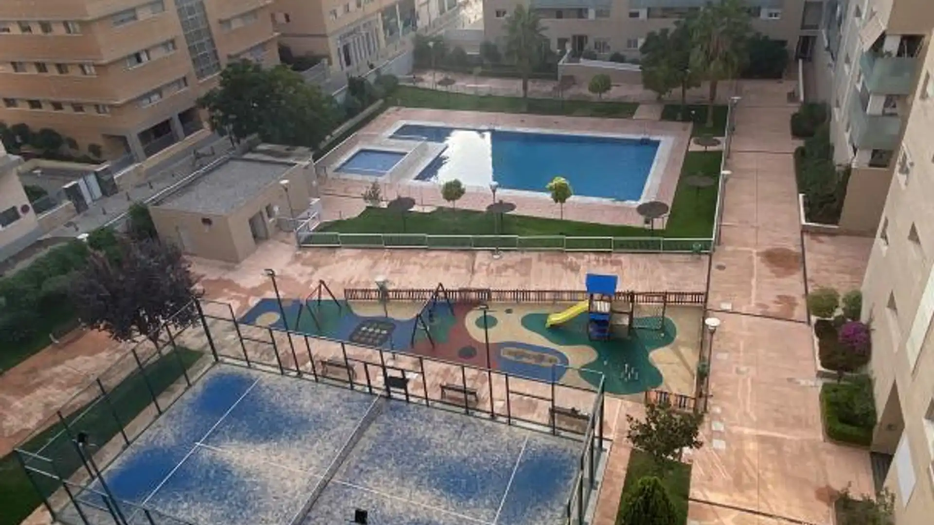 Piso en  Plaza Catedrática Asunción Linares 1 - Foto 2