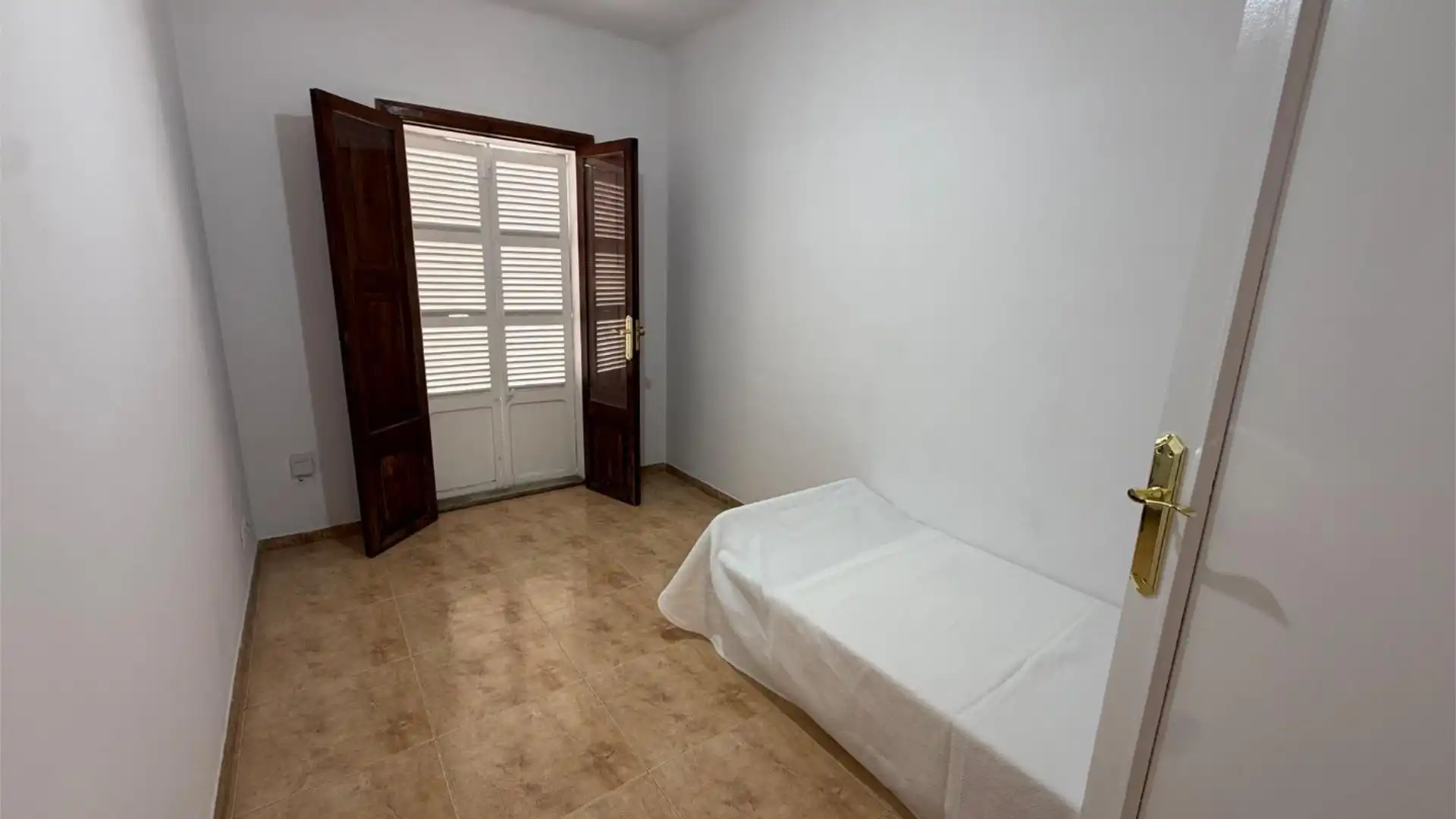 Piso en  Carrer Sant Isidor 13 - Foto 2