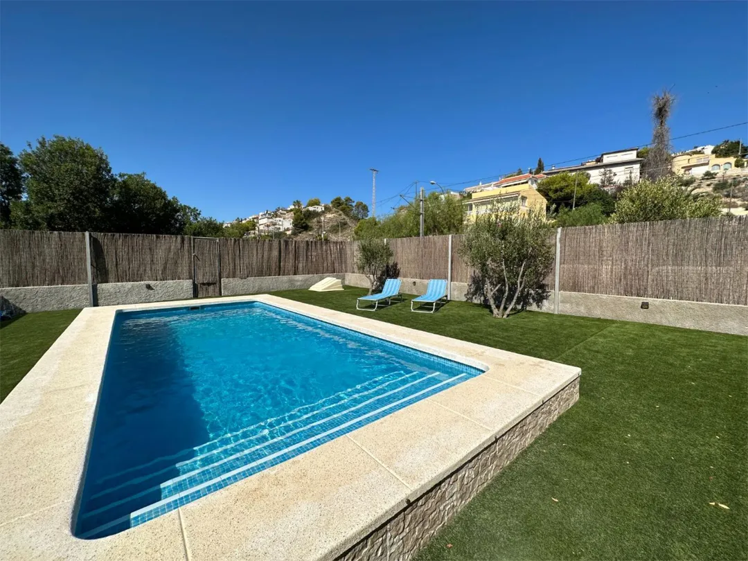 Chalet en  Calle Castella 5 - Foto 1