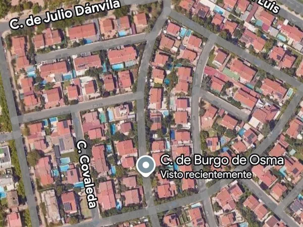 Casa independiente en Barrio Apóstol Santiago