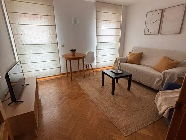 Piso en calle de Andrea Puech, 13