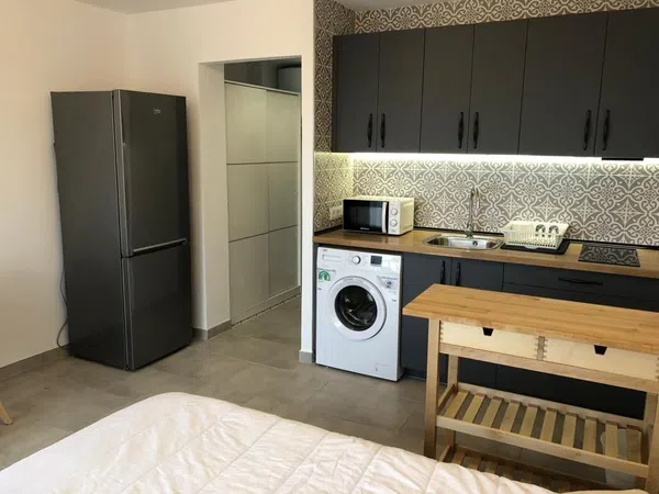 Estudio en calle de Miquel Rosselló i Alemany, 51 - Foto 2