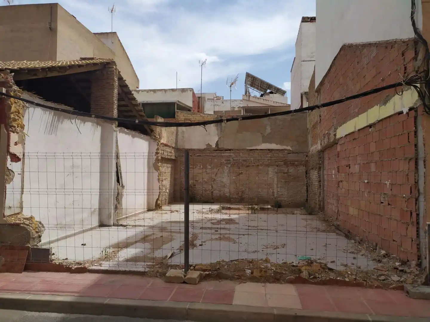 Terreno Residencial en  Calle Blas Tórtola 13 - Foto 1