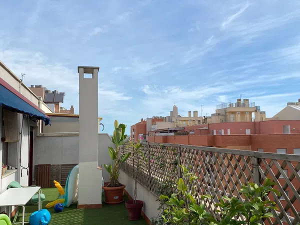 Ático en avenida Embajador Inocencio Arias, 3