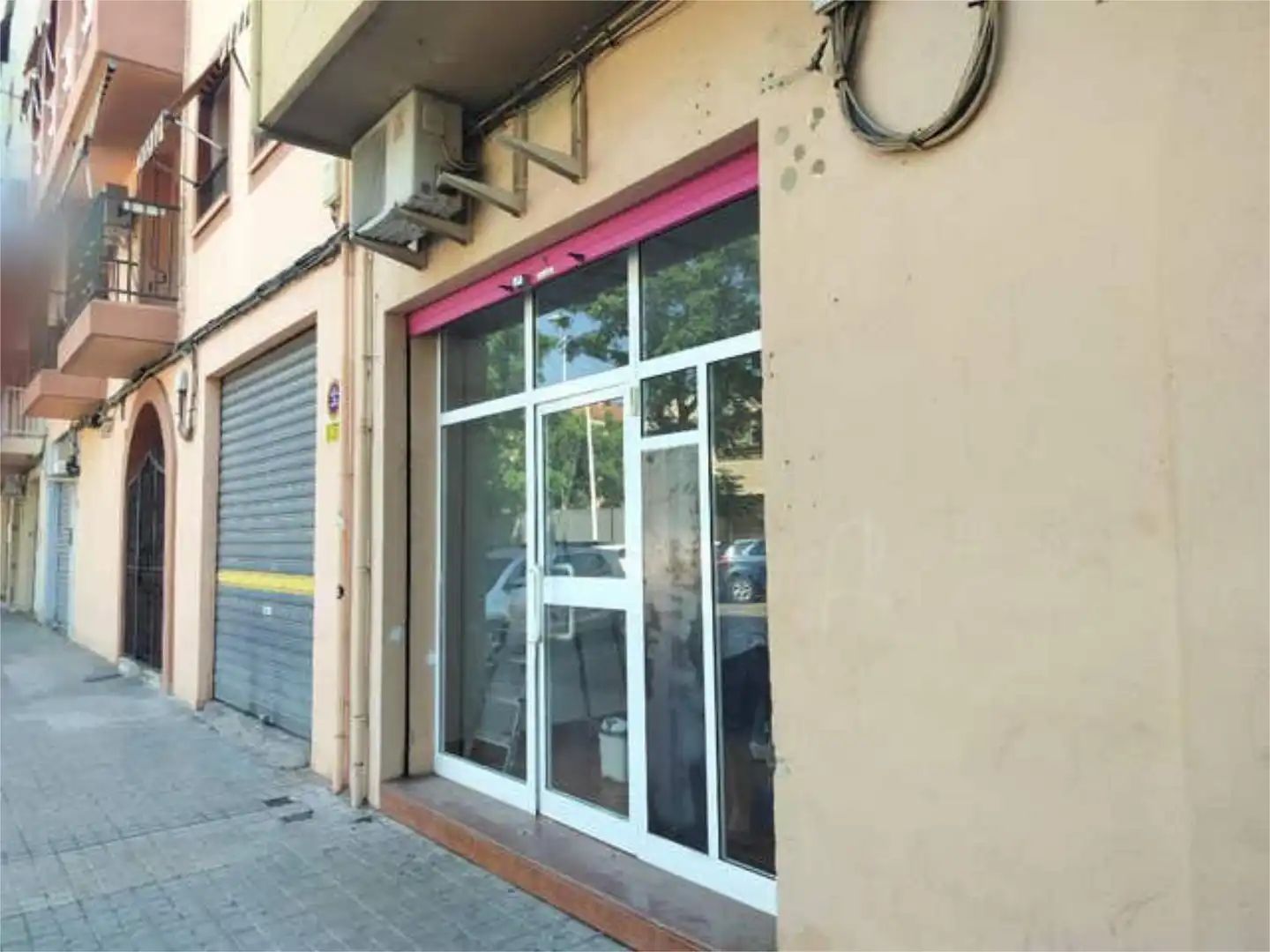 Local comercial en avenida - Foto 4