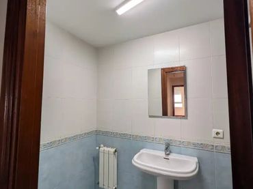 Piso en  Avenida José María de Pereda 10B - Foto 2