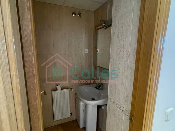 Chalet adosado en Calle Alhambra de Granada s/n, Nuevo Aranjuez-Ciudad de las Artes - Foto 7