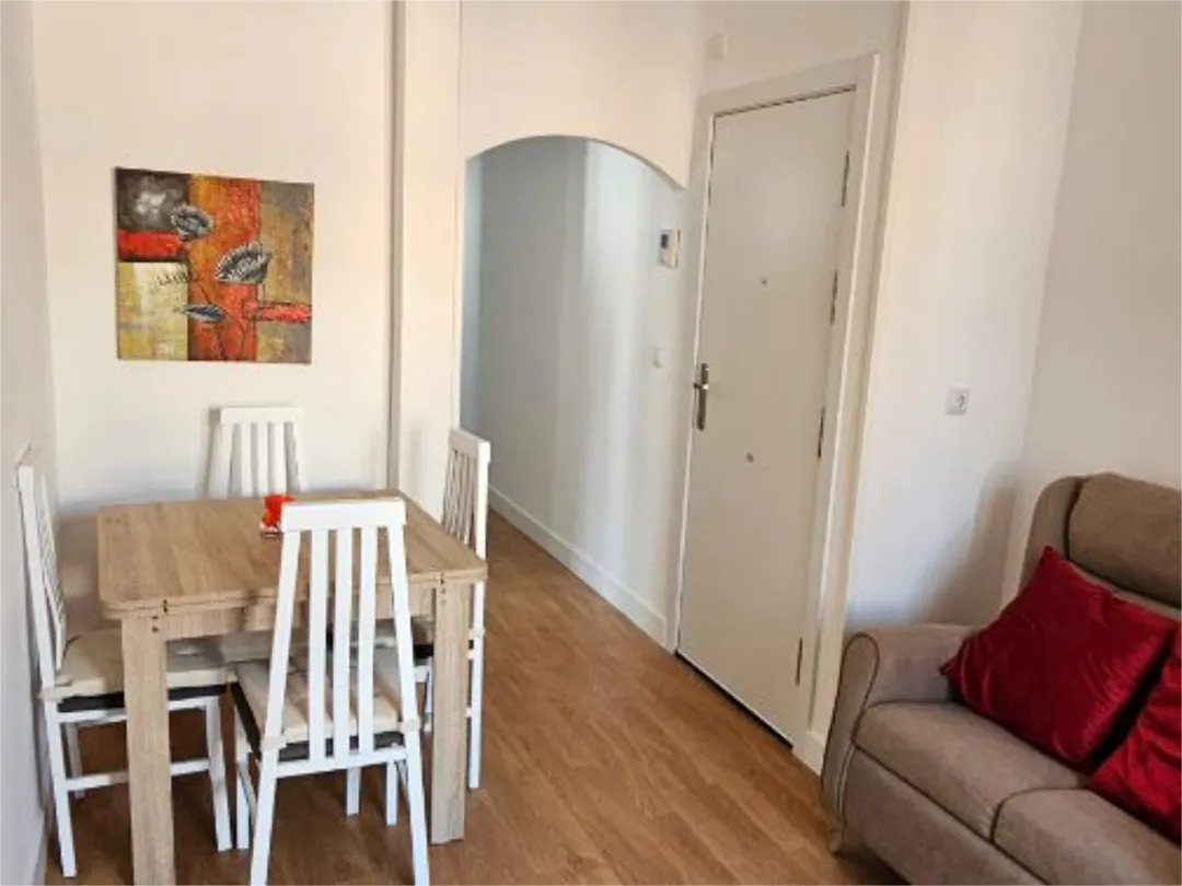 Piso en  Calle de Moratines 17