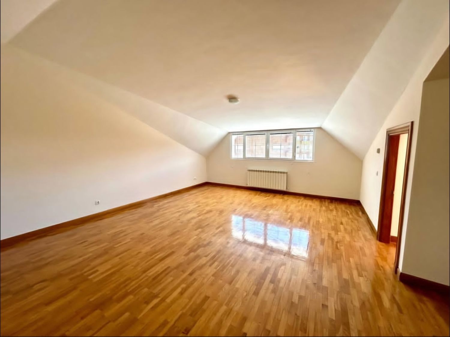 Chalet adosado en calle Comunidad de Madrid, 9 - Foto 7