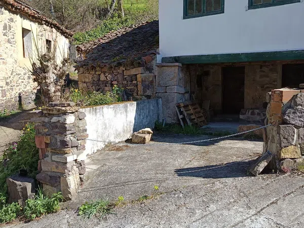 Casa de pueblo en Los Llanos s/n - Foto 2