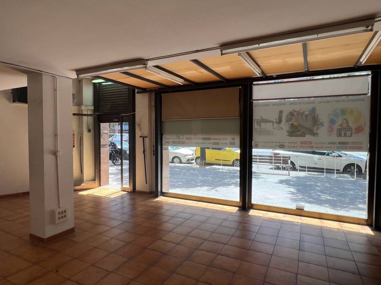 Local en Calle del Marquès de Comillas, 31, El Centre - Foto 2