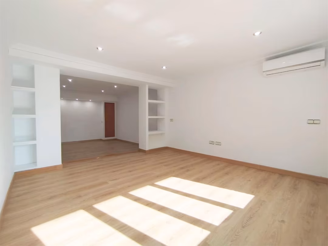 Piso en  Campo del Príncipe 15