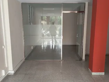Local comercial en  Carrer d'Eduard Toldrà 23 - Foto 8