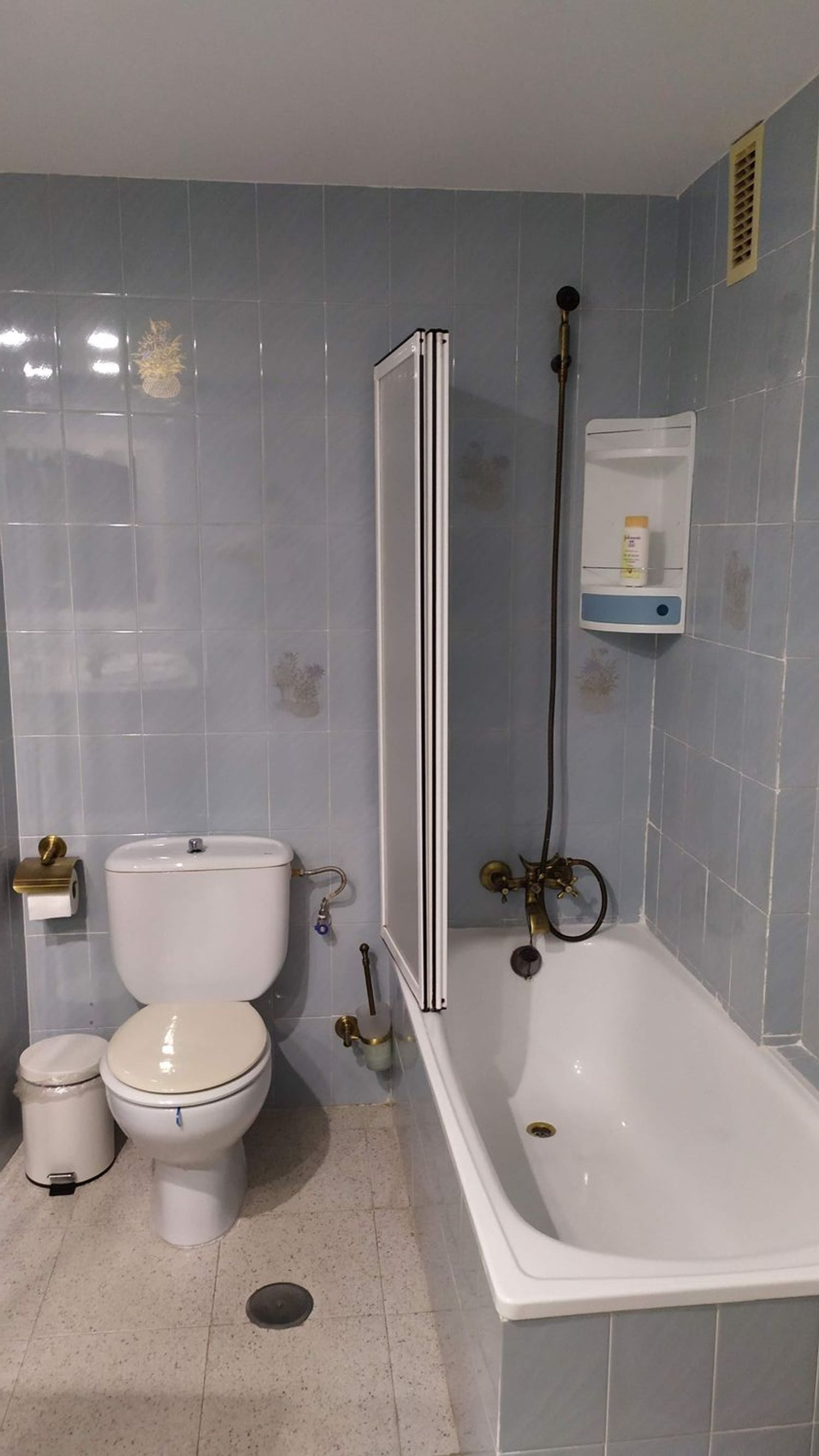 Piso en Calle Pintor Arbasia, 1, Valdeolleros - Zumbacón - Camping - Foto 11