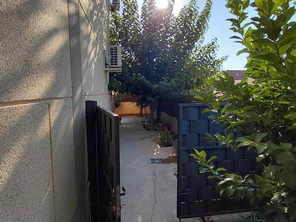 Chalet pareado en Sevilla s/n - Foto 8