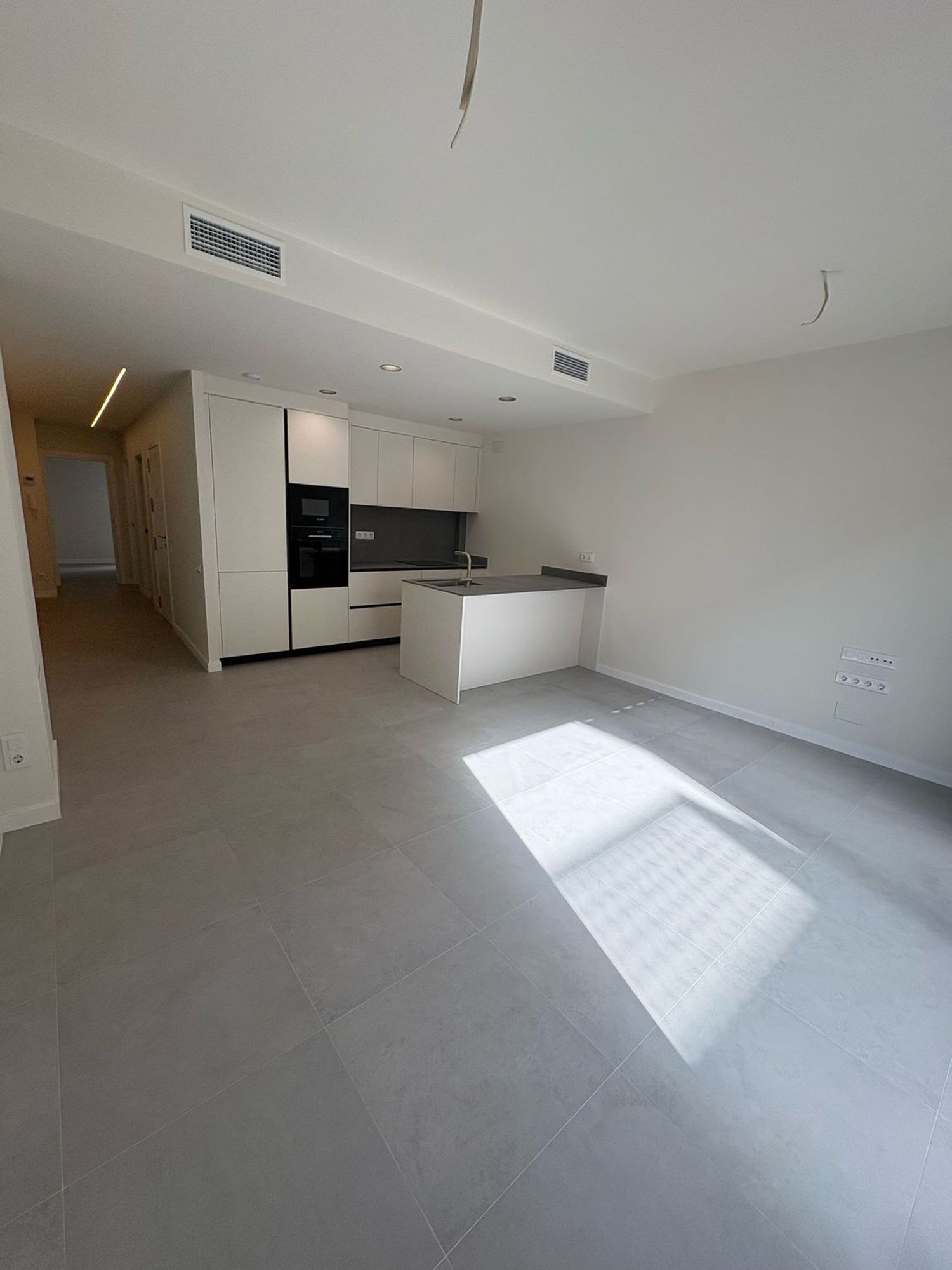 Piso en Avenida de Francesc Macià, 115, Sant Joan - L'Aiguacuit, Sant Joan - L'Aiguacuit - Foto 2